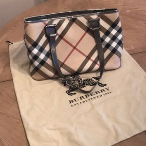 Burberry original tan/black/red check large tote